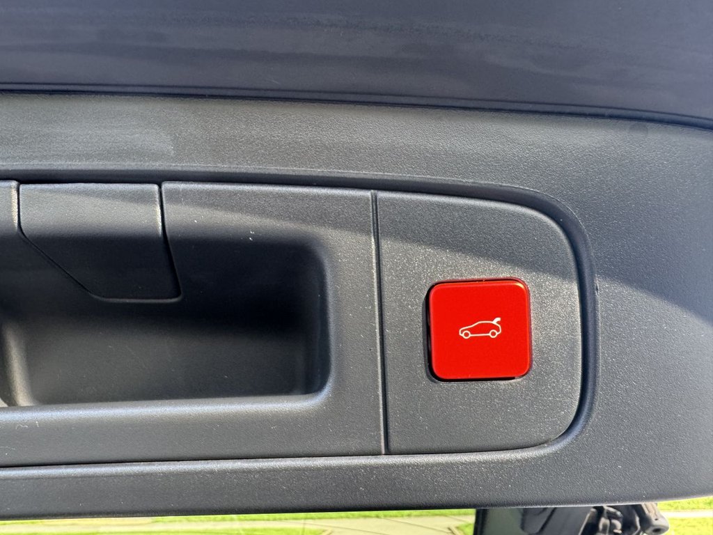 Used Citroen C5 X 2023 for sale - 76445861: Photo 33