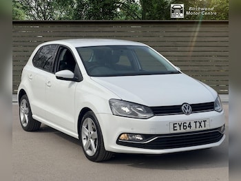 Used Volkswagen Polo 2014 for sale - 77976750: Photo