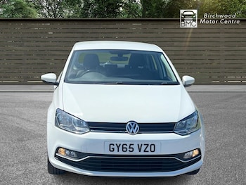 Used Volkswagen Polo 2015 for sale - 78701795: Photo