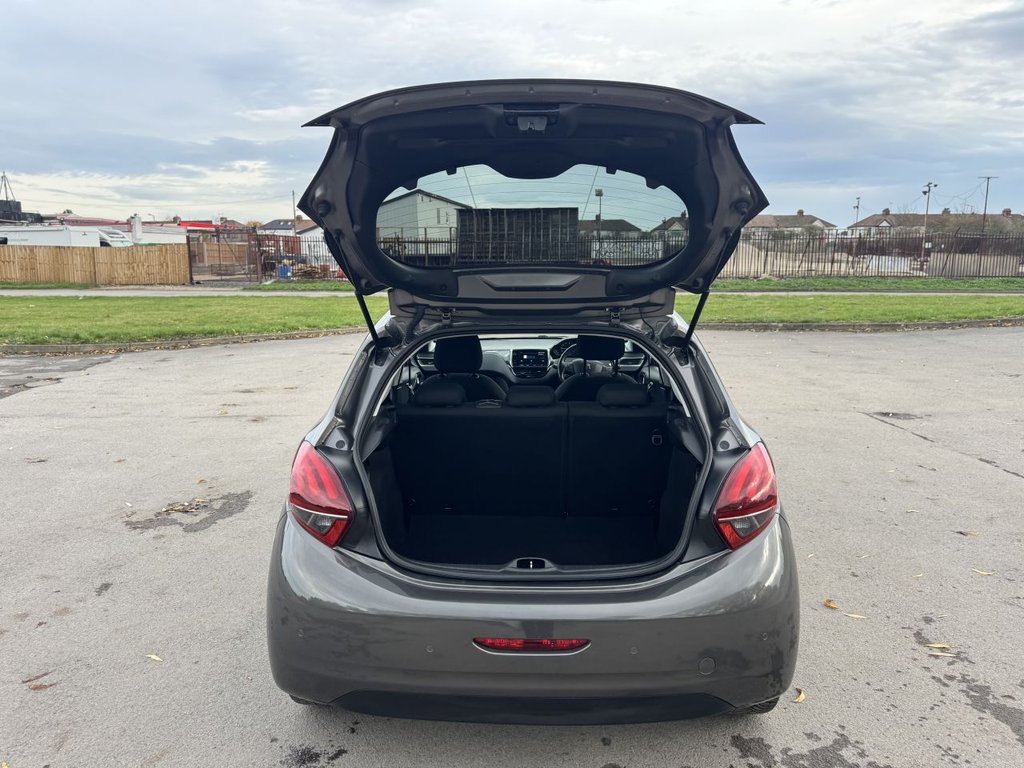 Used Peugeot 208 2019 for sale - 76429922: Photo 25