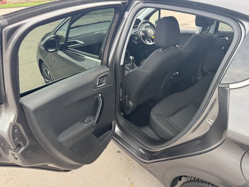 Used Peugeot 208 2019 for sale - 76429922: Photo 29