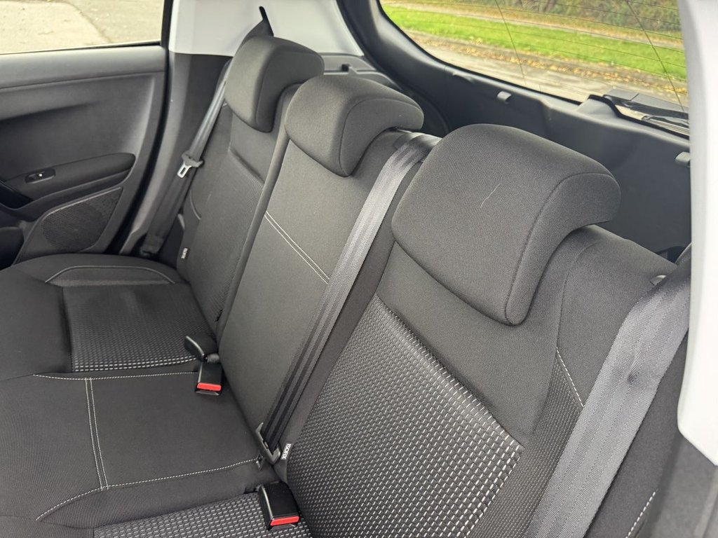 Used Peugeot 208 2019 for sale - 76429922: Photo 32