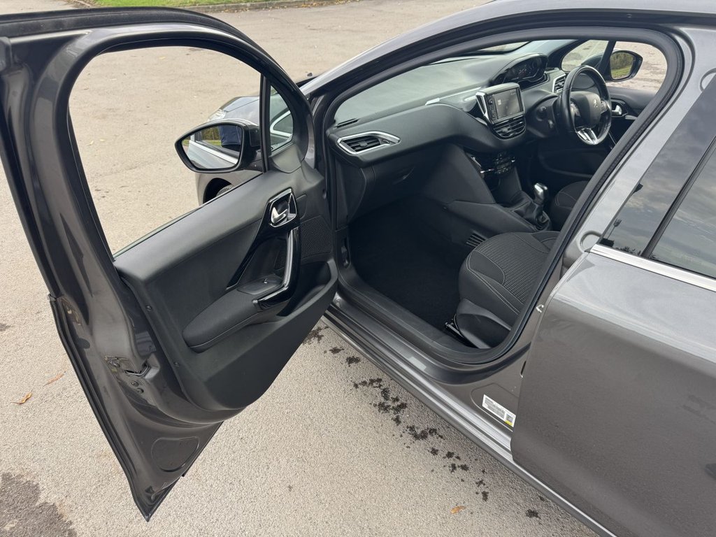 Used Peugeot 208 2019 for sale - 76429922: Photo 33