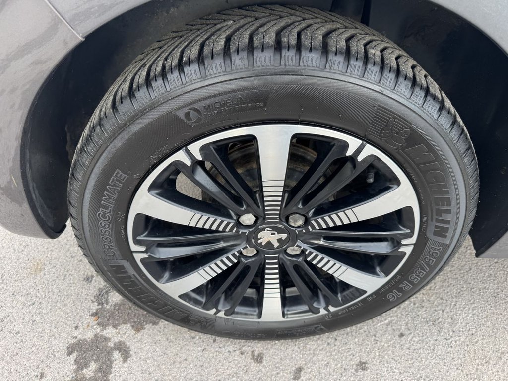 Used Peugeot 208 2019 for sale - 76429922: Photo 39