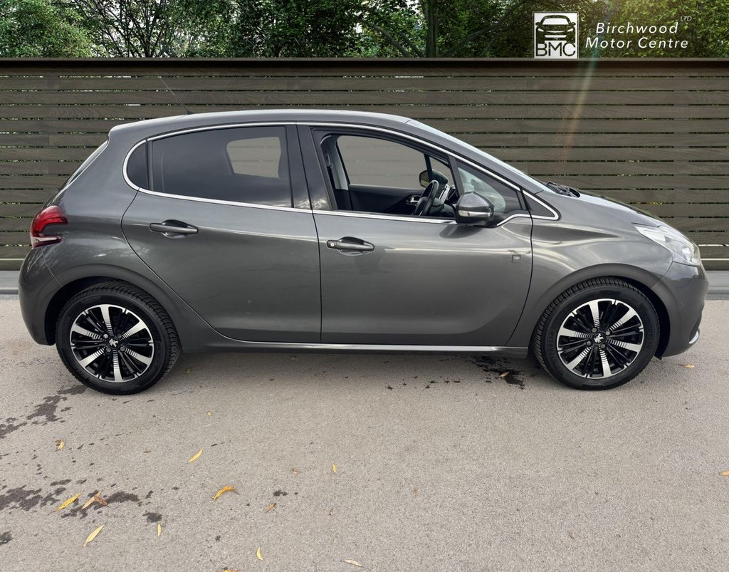 Used Peugeot 208 2019 for sale - 76429922: Photo 8