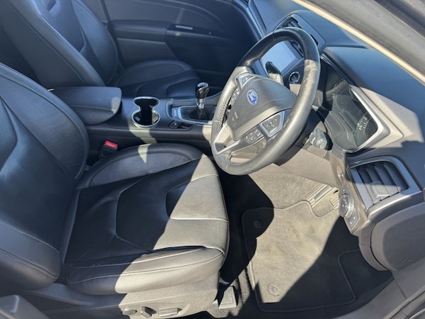 Used Ford Mondeo 2018 for sale - 76163159: Photo 21
