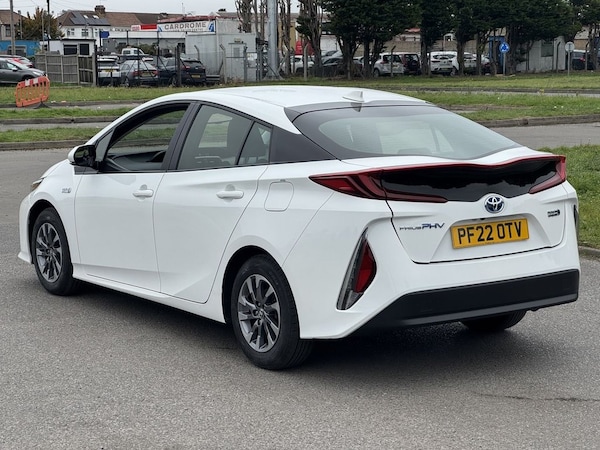 Used Toyota Prius 2022 for sale - 76185435: Photo 14