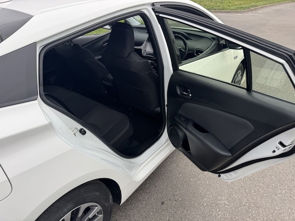 Used Toyota Prius 2022 for sale - 76185435: Photo 24
