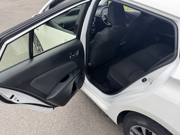 Used Toyota Prius 2022 for sale - 76185435: Photo 34
