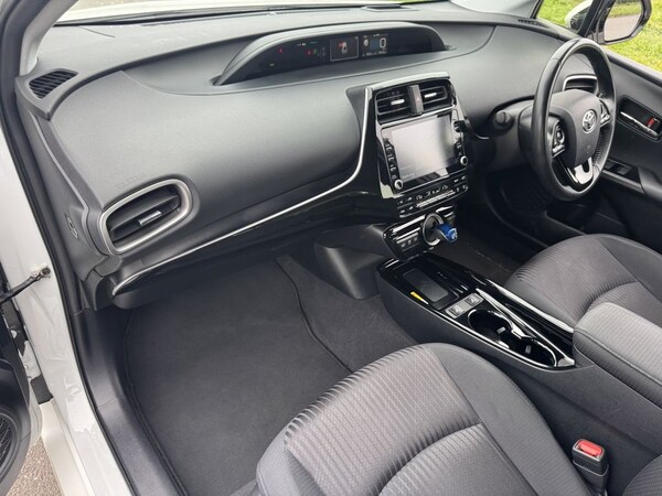 Used Toyota Prius 2022 for sale - 76185435: Photo 40