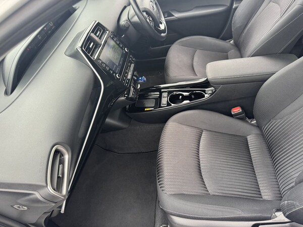Used Toyota Prius 2022 for sale - 76185435: Photo 41