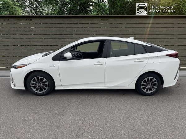 Used Toyota Prius 2022 for sale - 76185435: Photo 4
