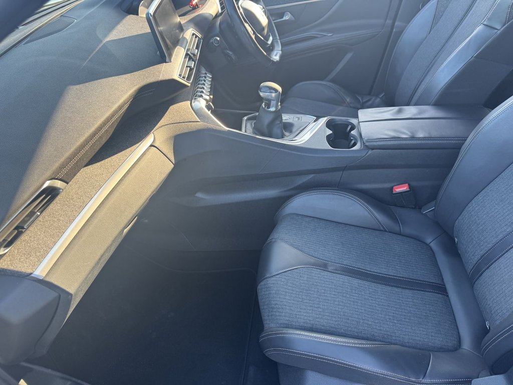 Used Peugeot 3008 2018 for sale - 77026996: Photo 42