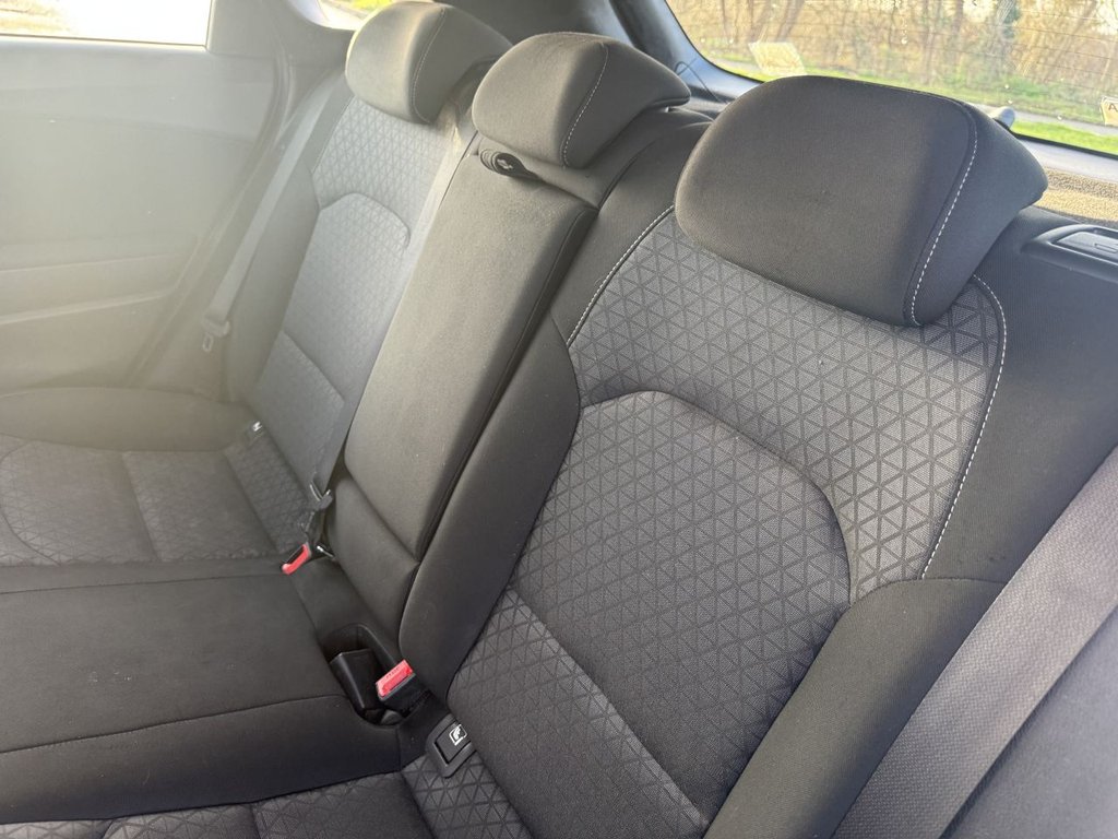 Used Kia Ceed 2018 for sale - 76867939: Photo 32