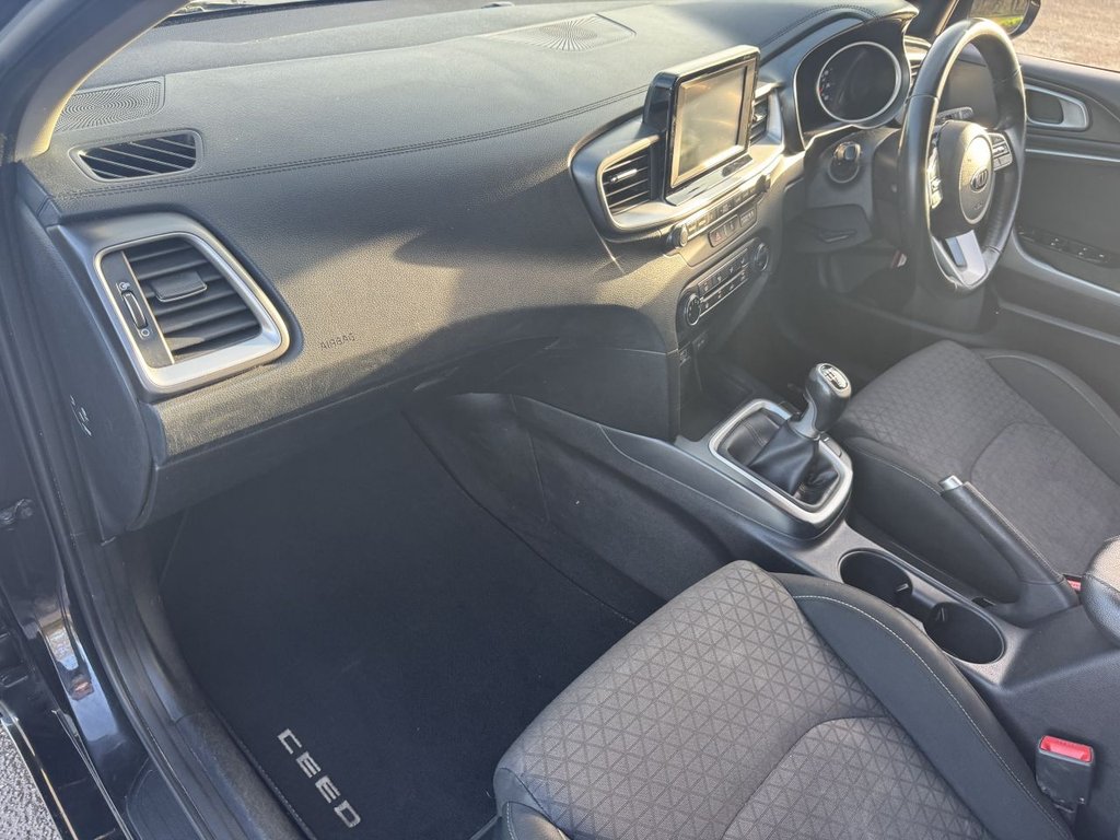 Used Kia Ceed 2018 for sale - 76867939: Photo 34