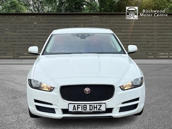 Used Jaguar XE 2018 for sale - 78570038: Photo