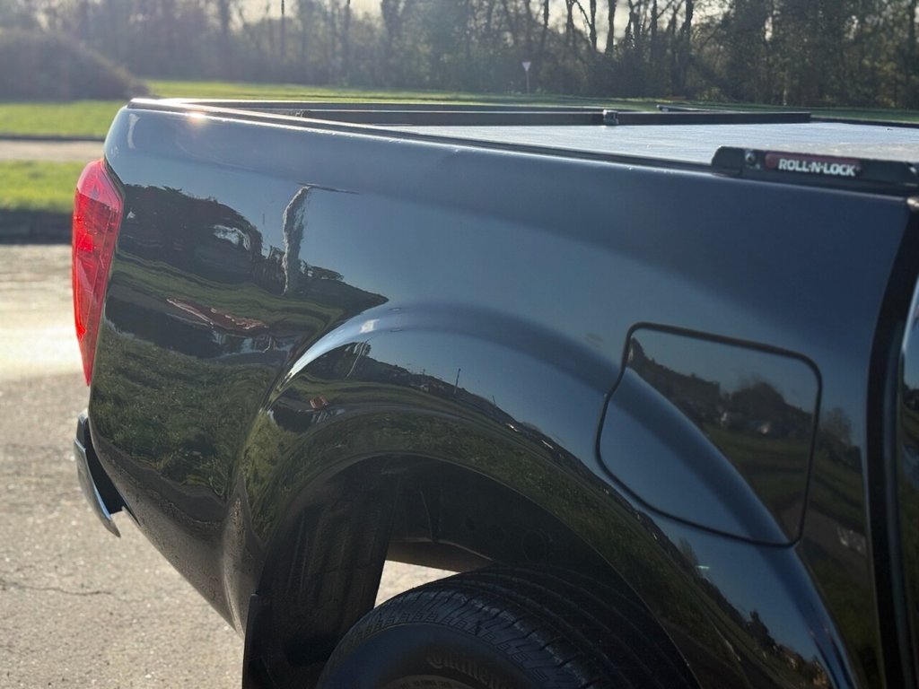 Used Nissan Navara 2018 for sale - 76617863: Photo 11