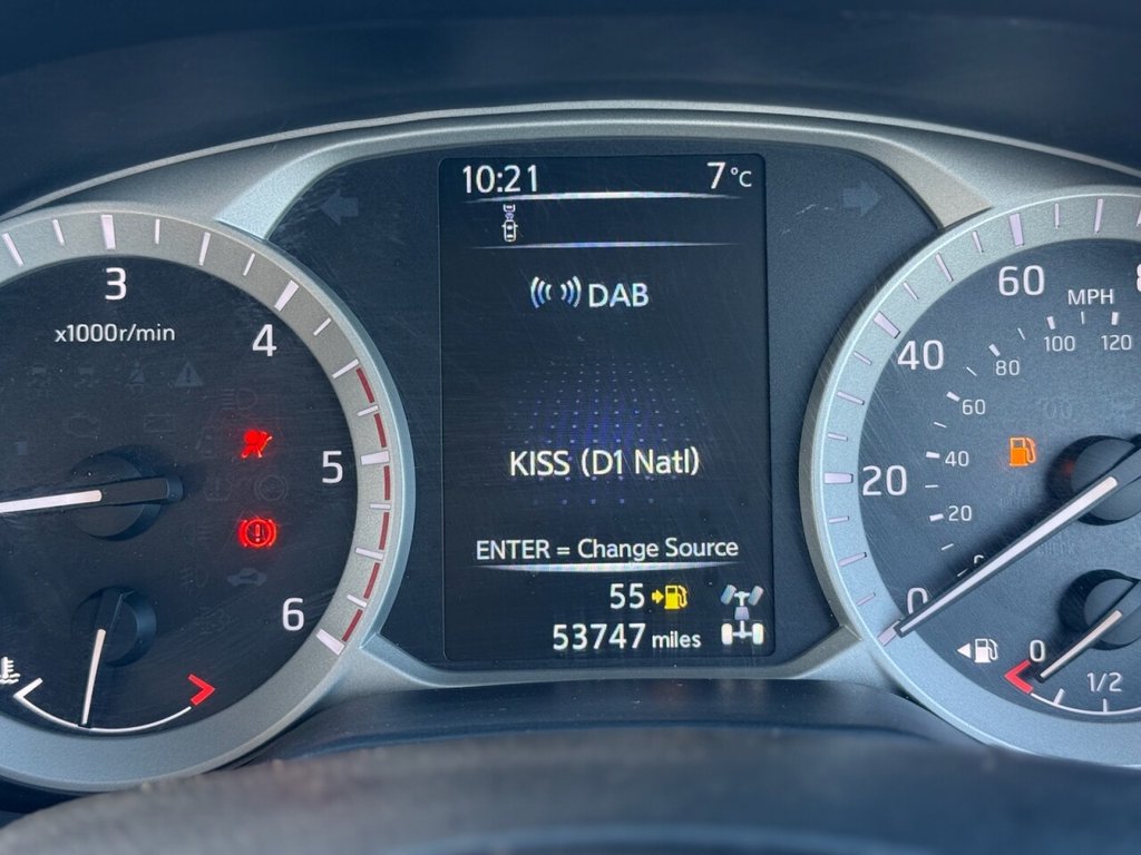 Used Nissan Navara 2018 for sale - 76617863: Photo 30