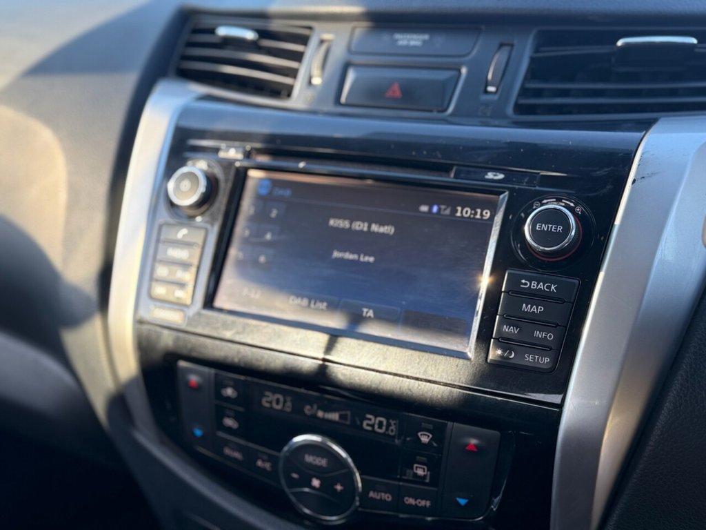 Used Nissan Navara 2018 for sale - 76617863: Photo 34