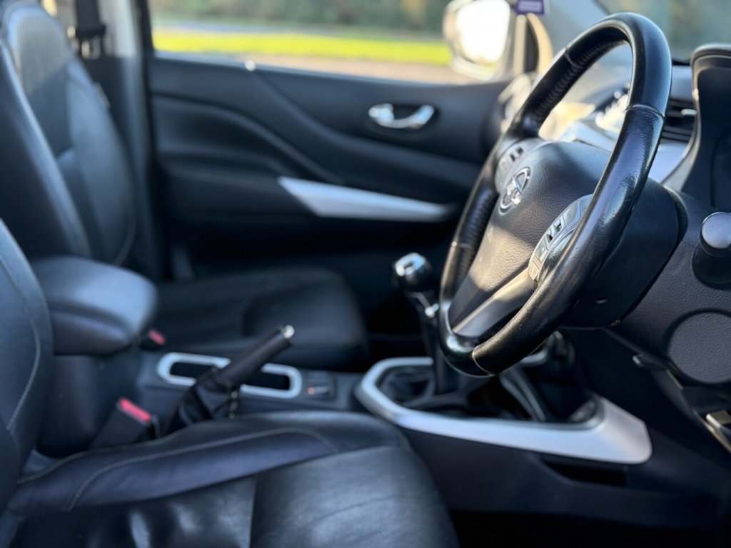 Used Nissan Navara 2018 for sale - 76617863: Photo 9