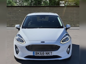 Used Ford Fiesta 2018 for sale - 76039619: Photo 2