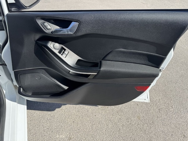 Used Ford Fiesta 2018 for sale - 76039619: Photo 43