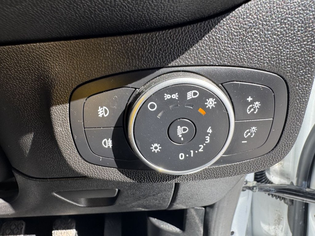 Used Ford Fiesta 2018 for sale - 76039619: Photo 46