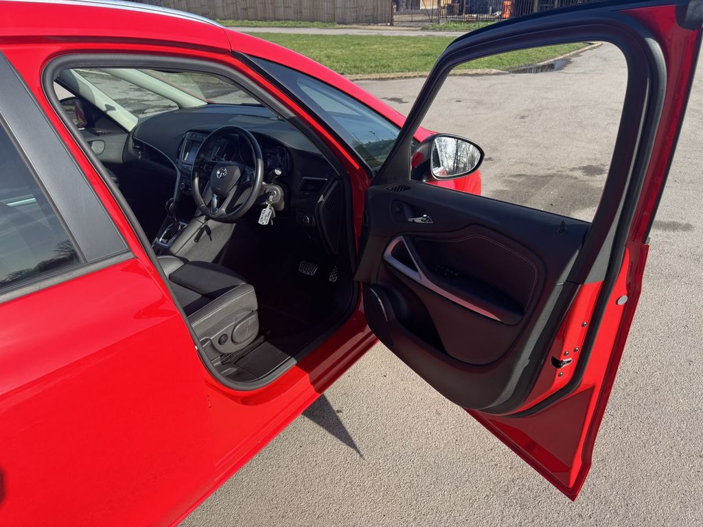 Used Vauxhall Zafira Tourer 2017 for sale - 77452276: Photo 19