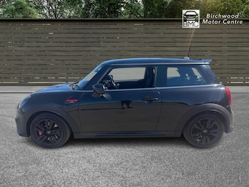 Used MINI Hatch 2023 for sale - 79197580: Photo