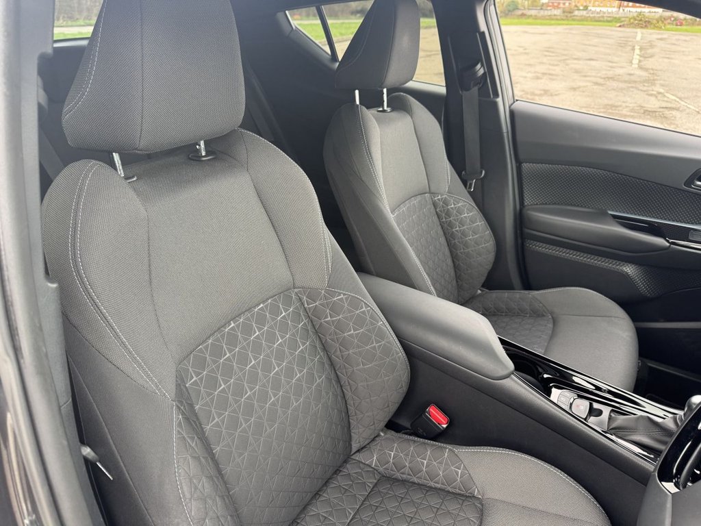 Used Toyota C-HR 2021 for sale - 76768340: Photo 22