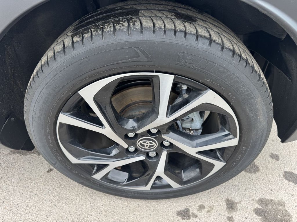 Used Toyota C-HR 2021 for sale - 76768340: Photo 45