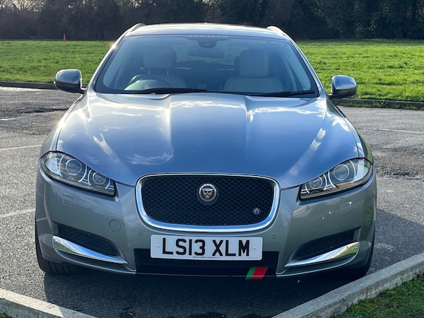 Used Jaguar XF 2013 for sale - 69619313: Photo 6