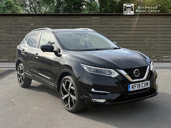 Nissan - Qashqai