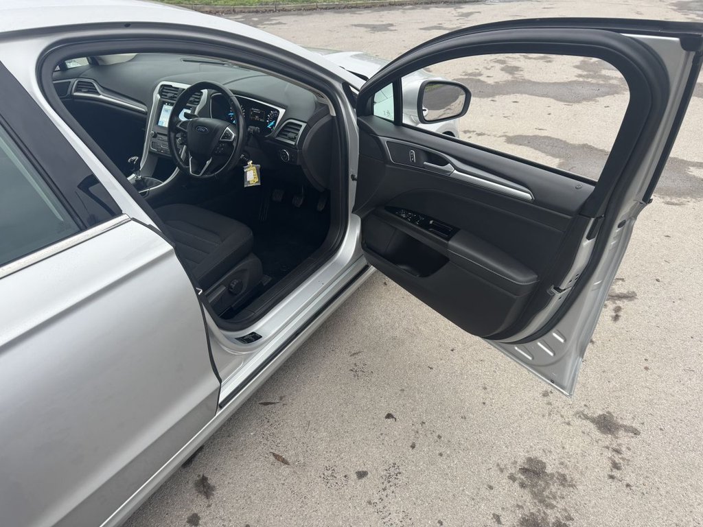 Used Ford Mondeo 2018 for sale - 76710999: Photo 19