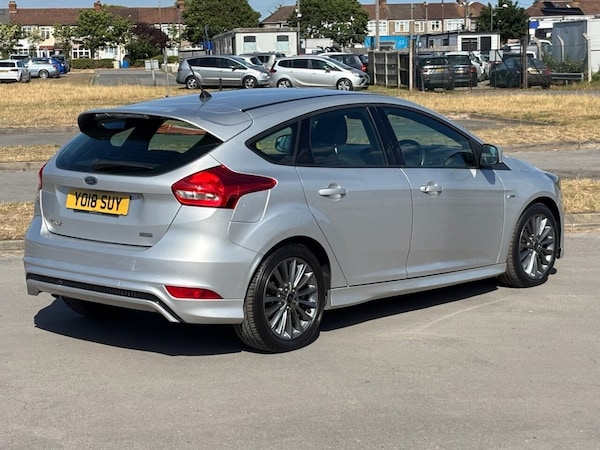 Used Ford Focus 2018 for sale - 75099429: Photo 37