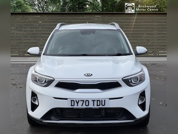 Used Kia Stonic 2020 for sale - 76345922: Photo