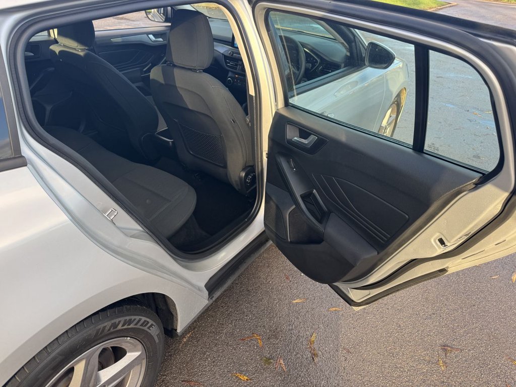 Used Ford Focus 2018 for sale - 76784135: Photo 21