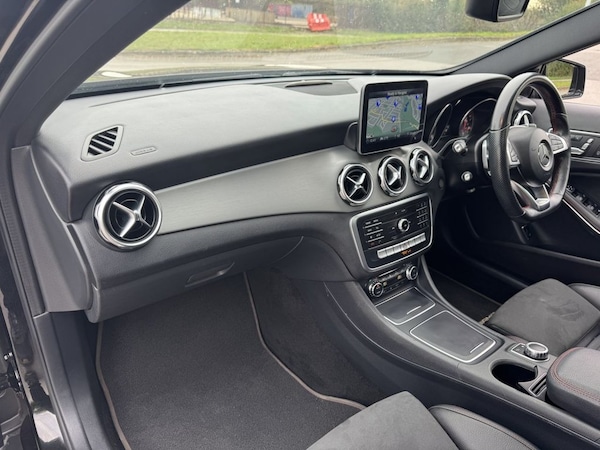 Used Mercedes-Benz GLA 2020 for sale - 76074158: Photo 42