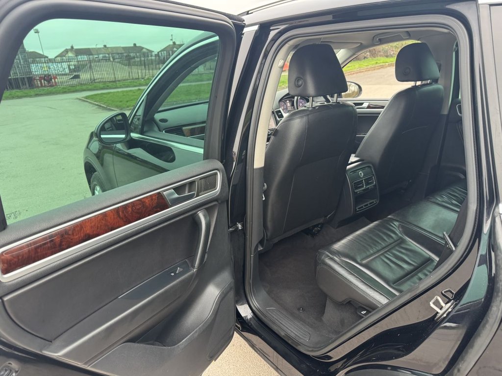 Used Volkswagen Touareg 2012 for sale - 77014401: Photo 29