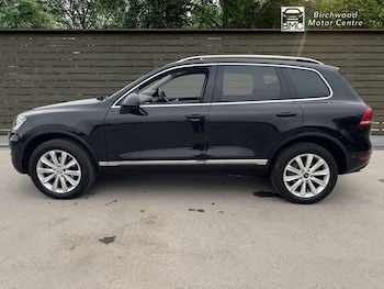 Used Volkswagen Touareg 2012 for sale - 77014401: Photo