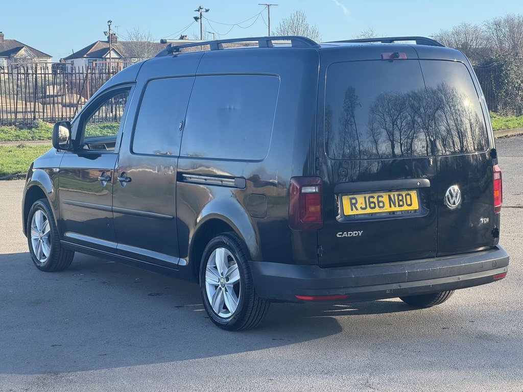 Used Volkswagen Caddy Maxi 2016 for sale - 77065169: Photo 14
