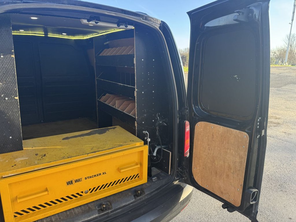 Used Volkswagen Caddy Maxi 2016 for sale - 77065169: Photo 29