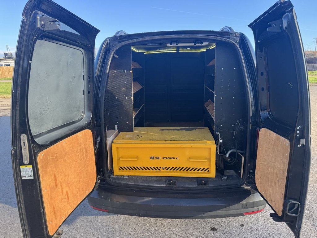 Used Volkswagen Caddy Maxi 2016 for sale - 77065169: Photo 30