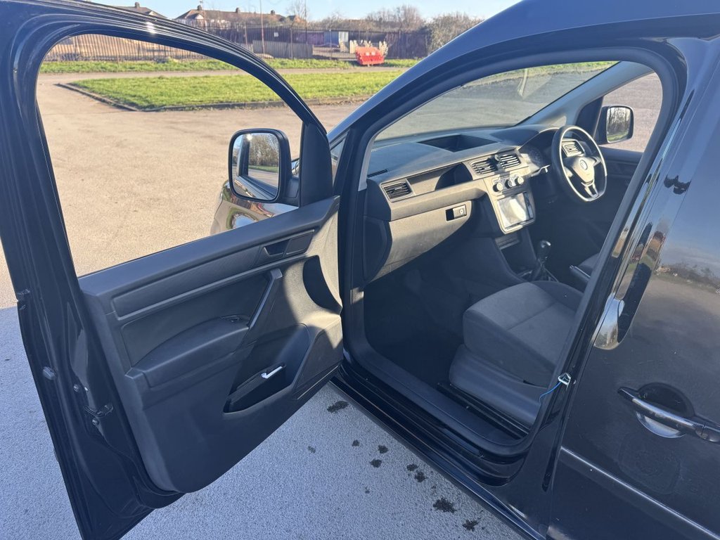 Used Volkswagen Caddy Maxi 2016 for sale - 77065169: Photo 40