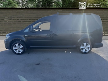 Used Volkswagen Caddy Maxi 2016 for sale - 77065169: Photo
