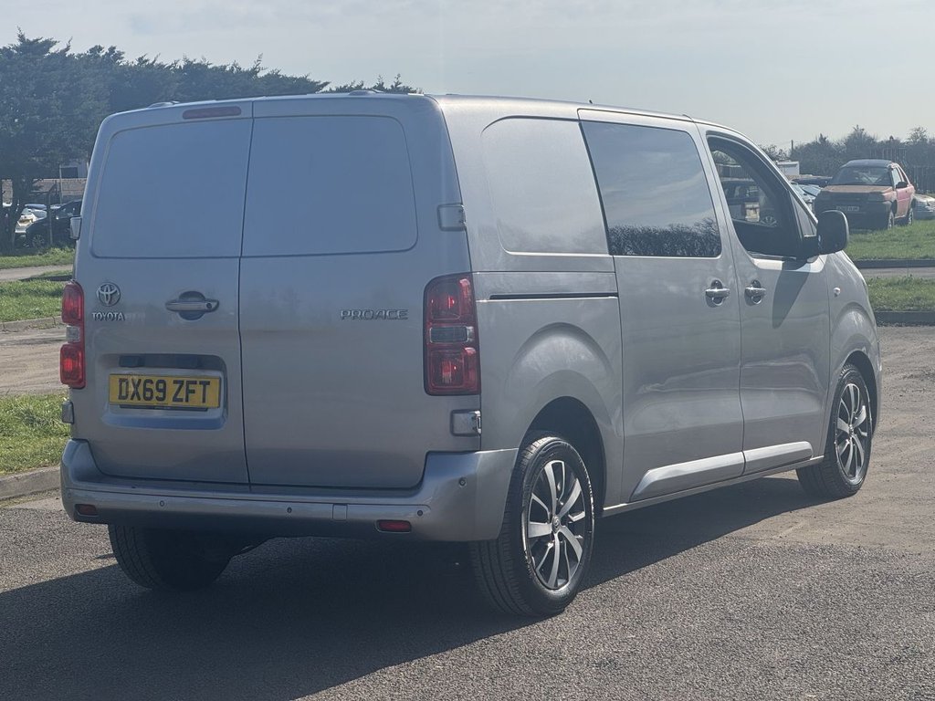 Used Toyota ProAce 2019 for sale - 77636705: Photo 16