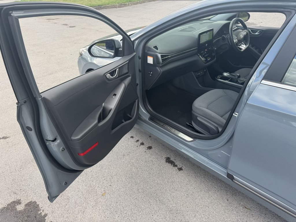 Used Hyundai IONIQ 2021 for sale - 76304149: Photo 31