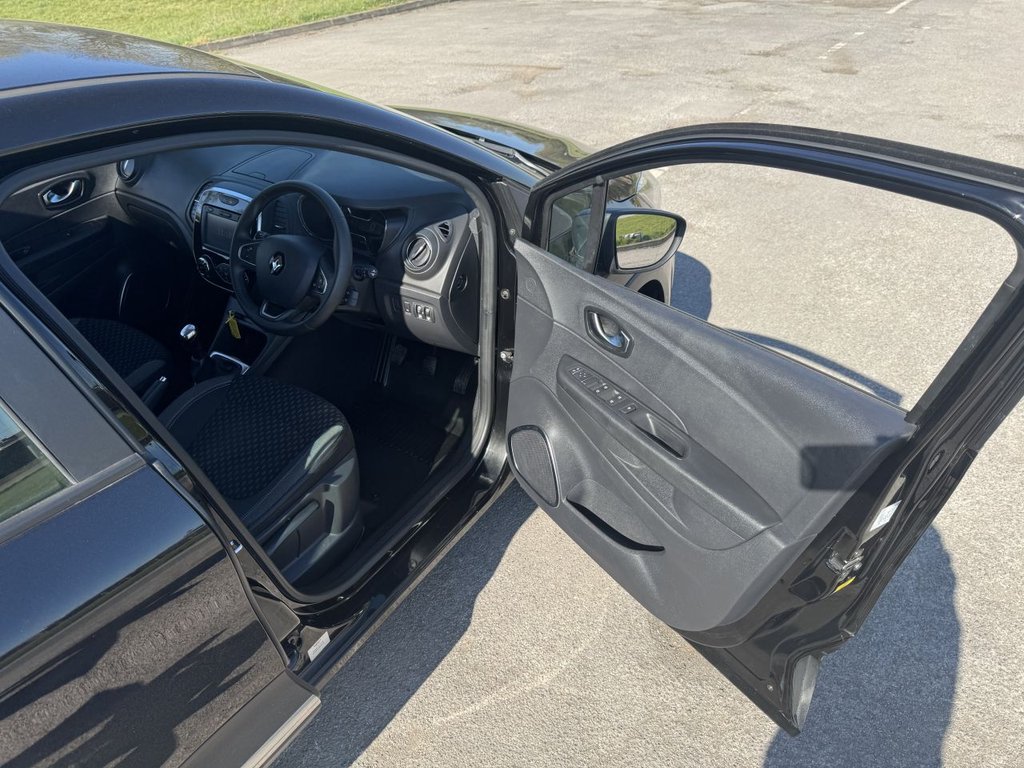 Used Renault Captur 2018 for sale - 76345305: Photo 10