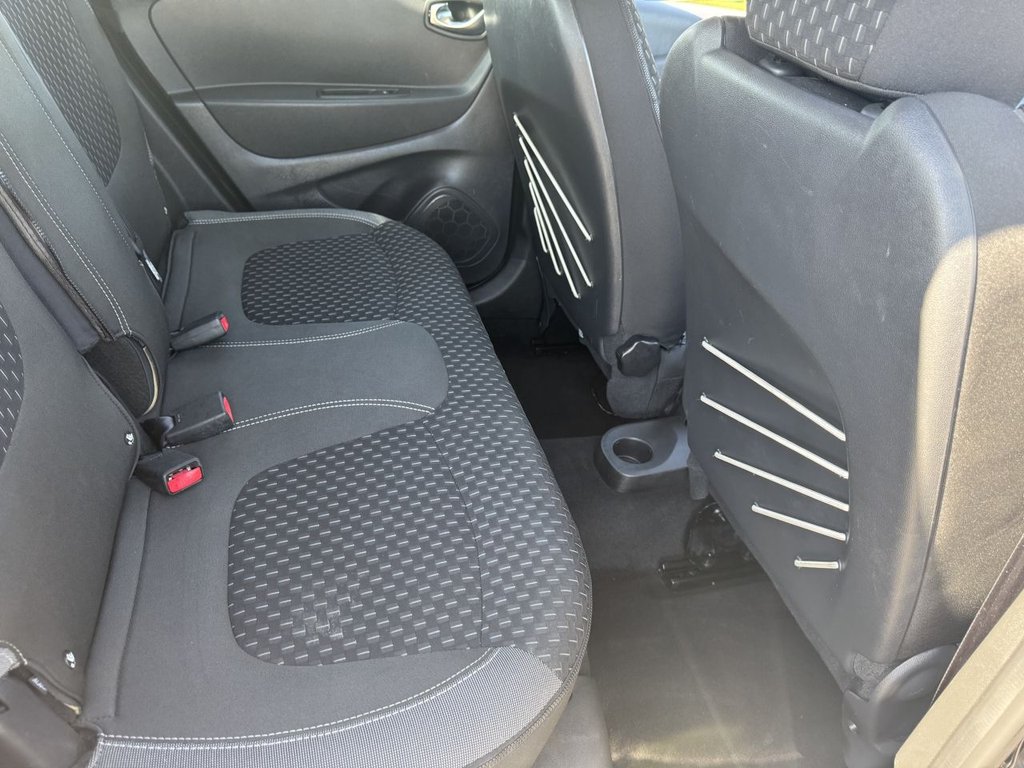 Used Renault Captur 2018 for sale - 76345305: Photo 17