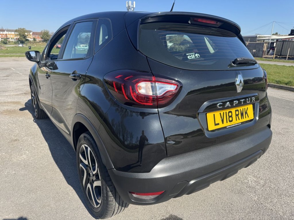 Used Renault Captur 2018 for sale - 76345305: Photo 42